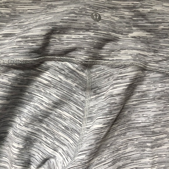 Lululemon leggings - Picture 4 of 4